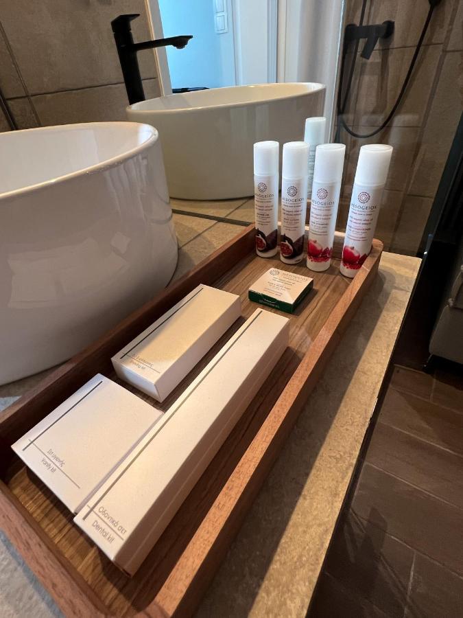 The Nook Suite Ermoupoli Esterno foto