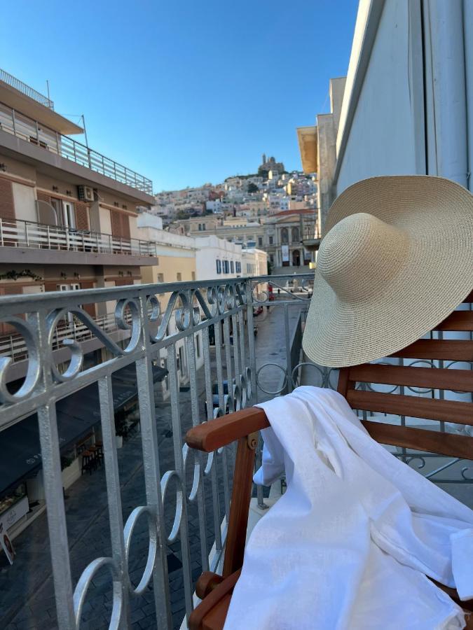 The Nook Suite Ermoupoli Esterno foto